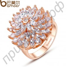 Оригинальное позолоченное кольцо в виде цветка с 18-каратными роскошными фианитами, расположенными в три слоя