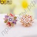 Симпатичные сережечки-гвоздики в виде маленьких цветочков с роскошными многоцветными швейцарскими фианитами в настоящей позолоте