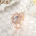 Эксклюзивное кольцо для женщин в форме цветка с круглыми швейцарскими фианитами в позолоте