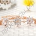 Сияющий браслет-цепочка в виде трех цветочков с прозрачными швейцарскими фианитами в роскошной позолоте