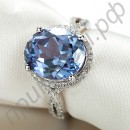Изысканное кольцо с большим синим кристаллом
