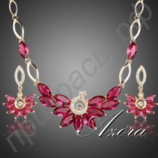 Ювелирный комплект из очаровательного колье и сережек в форме цветка с рубиновыми швейцарскими фианитами в позолоте