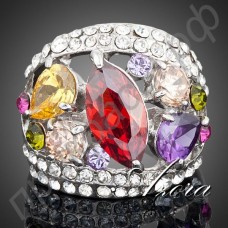 Оригинальное кольцо в виде широкой манжеты с австрийскими кристаллами Stellux в платиновом покрытии