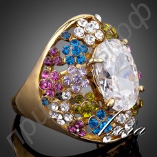 Замечательное кольцо в виде многоцветного цветка с австрийскими кристаллами Stellux в настоящей позолоте